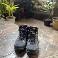 Gambar Sepatu Hiking + Columbia + Peakfreak XCRSN II Outdry Waterproof dari Casmal undefined 2 Tokopedia