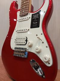 Gambar Fender Player Strat HSS Elect Guitar, PF FB, Candy Apple Red dari MG Music Indonesia. undefined 2 Tokopedia