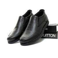Gambar Sepatu Slip On Pria Kulit Asli Selop Kerja Kantor Warna Hitam - 39 dari nyekermen undefined 3 Tokopedia