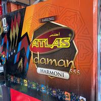 Gambar 1 kardus isi 10pcs Sarung ATLAS IDAMAN BATIK Motif mix / random dari sarungjoeang undefined 2 Tokopedia