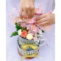 Gambar Tower money cake uang tarik hadiah kue ulang tahun uang - 1 susun dari MGFRAME undefined 5 Tokopedia