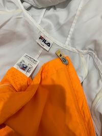 Gambar Jaket Running Fila Parashut model gorpcore mantab dari Bekasmantab2 undefined 4 Tokopedia