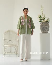 Gambar Batik Kultur Outer - BTPO - Clematis Vines Blooms in Sage Green - M dari BatikKultur undefined 4 Tokopedia