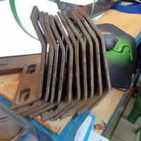 Gambar Bracket Bawah Dudukan Roller 108*18 75 Besi dari MAXIMA ELECTRICAL INDONESISA undefined 4 Tokopedia