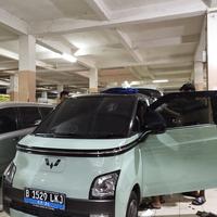 Gambar kaca film mobil view gard - Hitam, S dari mugi jaya grup undefined 3 Tokopedia