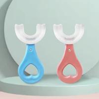 Gambar Sikat Gigi Bayi Anak Silicon U Shape Karet Tetheer Gagang Toothbrush - Biru dari bebehshop_NEW undefined 1 Tokopedia