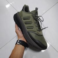 Gambar sepatu running pria Adidas xplr phase boost green army original - 43⅓ dari cobblers undefined 5 Tokopedia