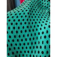 Gambar Bahan kain meteran Plisket motif 194Dk harga per 0,5 meter dari -PANCOO- undefined 2 Tokopedia