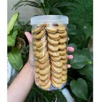 Gambar Kue Karawo rasa Strawberry khas Gorontalo - toples 500gr dari Dapur creami undefined 1 Tokopedia