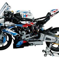 Gambar LEGO Technic BMW M 1000 RR mainan lego 42130 dari GA First Class undefined 3 Tokopedia