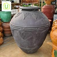 Gambar pot gentong unik gerabah ukuran besar dari potcantik888 undefined 1 Tokopedia