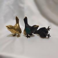 Gambar Patung Burung Kecil Bahan Kuningan Pajangan Dekorasi Bird Statue 02 - Gold dari Alabot Art undefined 2 Tokopedia