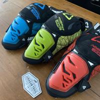 Gambar KNEE GUARD LEATT HYBRID - Biru dari juragantrailofficial undefined 4 Tokopedia