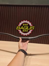 Gambar Part Sepeda E13 Handlebar NN HA1USA-101 Base 35 Handlebar Rise 35mm dari BagusBike61 undefined 1 Tokopedia