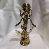 Gambar Patung Dewi Saraswati Bahan Kuningan Brass Art Statue dari Alabot Art undefined 4 Tokopedia
