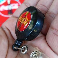 Gambar pin id card Coca cola cantolan pengait kartu nama Coca-Cola Original dari warung sparepart jadul undefined 3 Tokopedia
