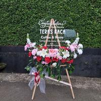 Gambar [Bisa Kirim Hari ini] Papan Bunga Standing Ucapan Akrilik Standing Flower Premium Acrylic untuk Wedding/Birthday/Graduation/Wisuda dll - Merah, D 60 cm dari Tjeplis.id undefined 3 Tokopedia