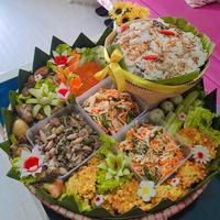 Gambar nasi liwet porsi 15 orang dari mama kinan kitchen undefined 4 Tokopedia