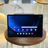 Gambar Tablet samsung galaxy S9 FE wifi dan cellular dari wildanstore.jbr undefined 1 Tokopedia