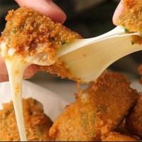 Gambar Keju Mozarella Parut /Mozarella Shredded 500gr dari Antapanibahankue undefined 4 Tokopedia