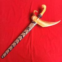 Gambar Set Warangka Keris Ladrang Kayu Cendana Pendok Bunton Motif Modang Kel dari Sanggar Budaya undefined 2 Tokopedia