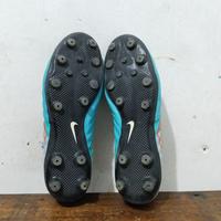 Gambar Sepatu bola second original Nike tiempo size 44 dari TERMINAL SEPATU BOGOR_NEW undefined 4 Tokopedia