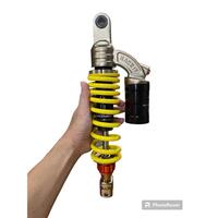 Gambar Shock Belakang Race It 06 Matic Premium Shok Sock Sok Shockbreaker Tabung Atas Copy Ktc Evo 310 330 MM Mio Fazzio Fino Scoopy Beat Vario 125 150 Universal - Black, 310mm dari STOKCIST undefined 5 Tokopedia