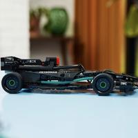 Gambar LEGO Tecnic Mercedez AMG F1 W14 Pull Back dari Toko Mainan Mewah undefined 3 Tokopedia