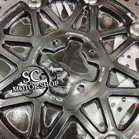 Gambar Piringan cakram depan DELKEVIC 300mm + breket cnc satria 2 tak - Black dari SC Motor Shop undefined 3 Tokopedia