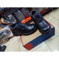 Gambar SEPATU SAFETY KENT LOMBOK PU 78230 ORIGINAL MURAH - 39 dari Cleosya Dunia safety undefined 4 Tokopedia