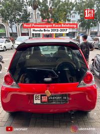 Gambar Kaca Belakang dengan Lubang Wiper Honda Brio 2012-2017 OEM dari UNOPART ID undefined 1 Tokopedia