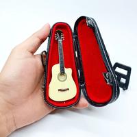 Gambar Miniatur Gitar Akustik Taylor dan Hardcase 1/12 dari miniaturgitar undefined 2 Tokopedia
