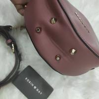 Gambar sling bag robin may dari Rossa Beauty star undefined 2 Tokopedia