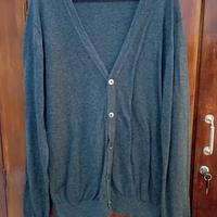 Gambar Preloved Cardigan Uniqlo dari Khamaliastoreid undefined 1 Tokopedia