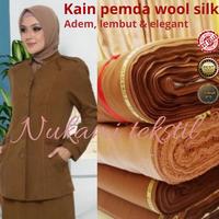 Gambar Kain keki pemda katun terlaris kain khaki seragam dinas pns pdh asn - Abu muda, 2,75 meter L dari NUKAMI TEKSTIL undefined 1 Tokopedia