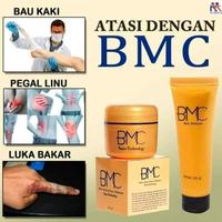 Gambar Bmc Bio Cream 30Gr Cream Yang Memberikan Efek Melembabkan Dan Mendinginkan Kulit Bio Multiple Cream PAKET 3 BOTOL KK INDONESIA - 1 BTL BMC 60 GR dari KK STORE HERBAL undefined 5 Tokopedia