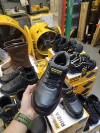 Gambar Krisbow Sepatu Safety Rhea Sepatu Pengaman wanita - Hitam - 39 dari TOKO PERKAKAS KRISBOW MAKASSAR undefined 3 Tokopedia