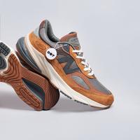 Gambar New Balance 990 V6 Carhartt WIP Sculpture Center dari 807GARAGE undefined 3 Tokopedia