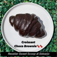 Gambar Croissant by Sweet Scoop - Choco Brownie dari Sweet Scoop Sidoarjo undefined 4 Tokopedia