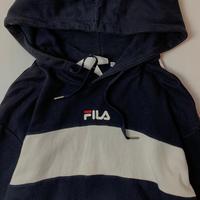 Gambar hoodie crop fila dari angga_shop.id undefined 2 Tokopedia