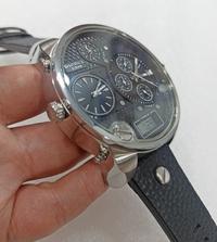 Gambar Jam Tangan Big Size DIESEL DZ7221 Mr. Daddy 4Time DT Silver Black Leat - Box Polos dari oniomaniastore undefined 4 Tokopedia