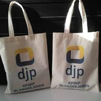 Gambar Goodie Bag kanvas custom 30x40 cm dari Ririn Printing undefined 1 Tokopedia