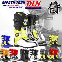 Gambar SEPATU KULIT TRAIL DLN CROSS ADVENTURE - Merah, 39 dari PLANET VARIASI MX undefined 1 Tokopedia