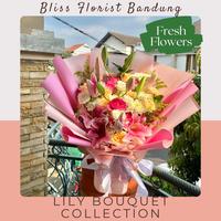 Gambar Buket Lily| Bouquet Lily Premium | Bunga Lily / Buket lily Mix Rose - Mix C dari Bliss floristBandung undefined 3 Tokopedia