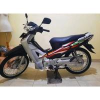 Gambar Lampu Sein Depan Honda Kharisma / Karisma X (2003-2005) Merk Win dari Nusa jaya Sticker undefined 2 Tokopedia