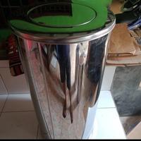 Gambar tempat sampah stainless tutup swing jumbo alfamart/indomart dari Abyhomeindustrie undefined 1 Tokopedia