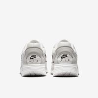 Gambar Sepatu Pria Nike Air Max Solo White Cream Original - 40.5 dari Yumaju.store undefined 5 Tokopedia