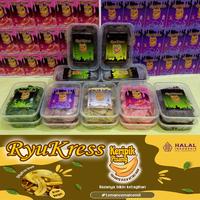 Gambar Keripik Pisang Macha Lumer Banana Matcha Melted Kemasan Pouch - Tiramisu dari Ryukress Snack undefined 4 Tokopedia