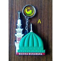 Gambar Spesial 1 Kodi 20 Biji 5 Model Gantungan Kunci Karet - Oleh Oleh Haji Umroh - D 20 biji, All Size dari Mirzah Market undefined 2 Tokopedia