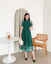 Gambar Dress annabelle dress pesta size M L XL bahan brokat tile mutiara 3d import furing hygett ada reseleting belakang pergelangan tangan karet free tali pinggang dress gaun pesta dress modis dress party dress kondangan dress natal dress imlek dress teracota - Hitam, XL dari YutakaOls undefined 5 Tokopedia